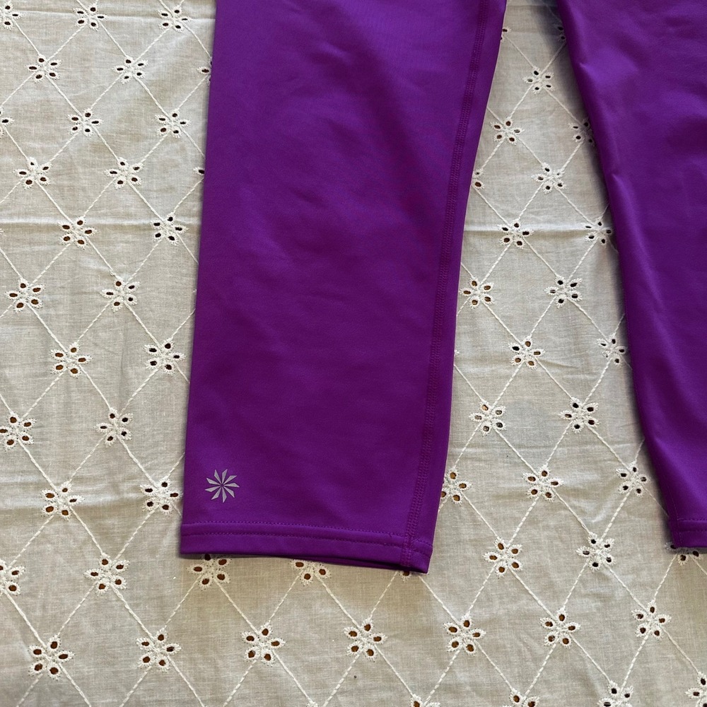 Athleta Purple Capri Leggings Athletic Pants‎ Women's M yoga Run Zipper Pocket - Picture 3 of 8
